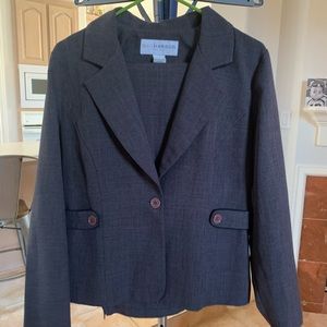 Sag Harbor sz 12P grey suit